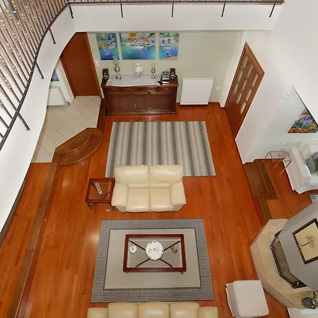 Cedar Tree Villa